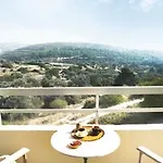 Thomas