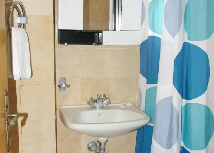 Thomas شقة فندقية